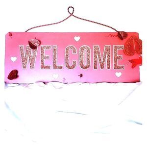 Welcome Sign With Hearts